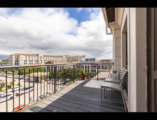 2 BEDROOM APARTMENT TO LET IN CENTURY CITY